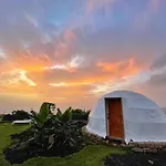 Eco-domo Volcano Experience Camping
