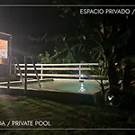 Eco-domo Volcano Experience Camping